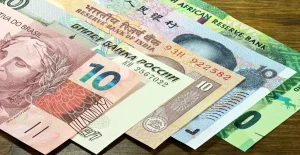brics-currencies-photo